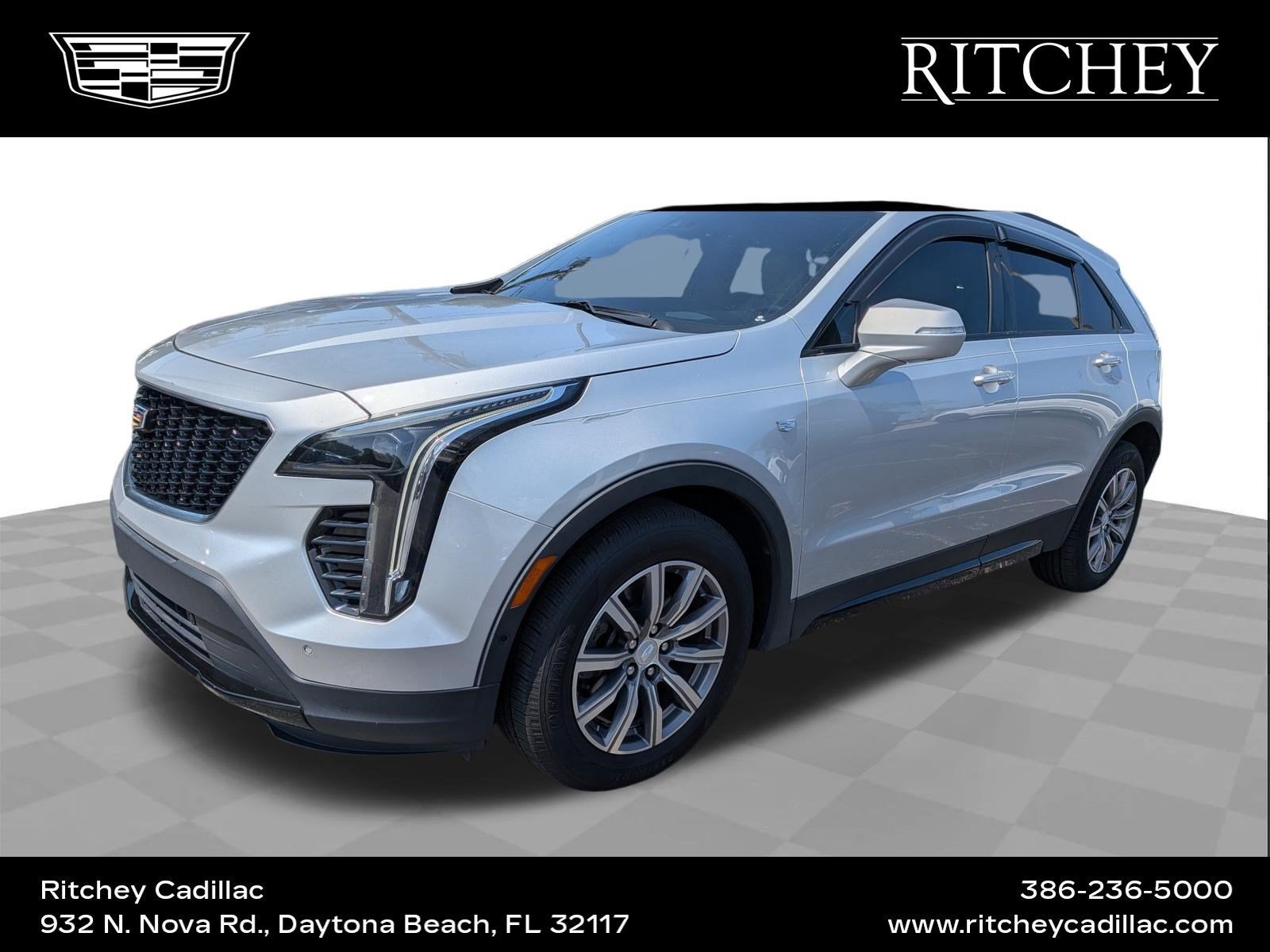2019 Cadillac XT4 FWD Sport in Radiant Silver Metallic — front three-quarter view