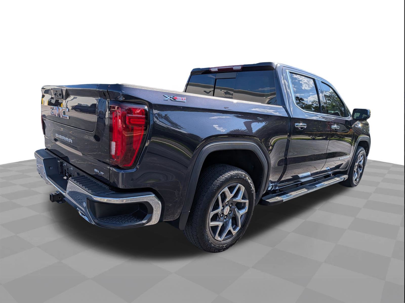 2023 GMC Sierra 1500 — interior view