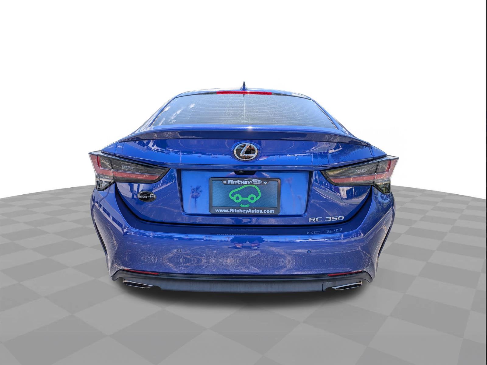 2022 Lexus RC 350 — detail view