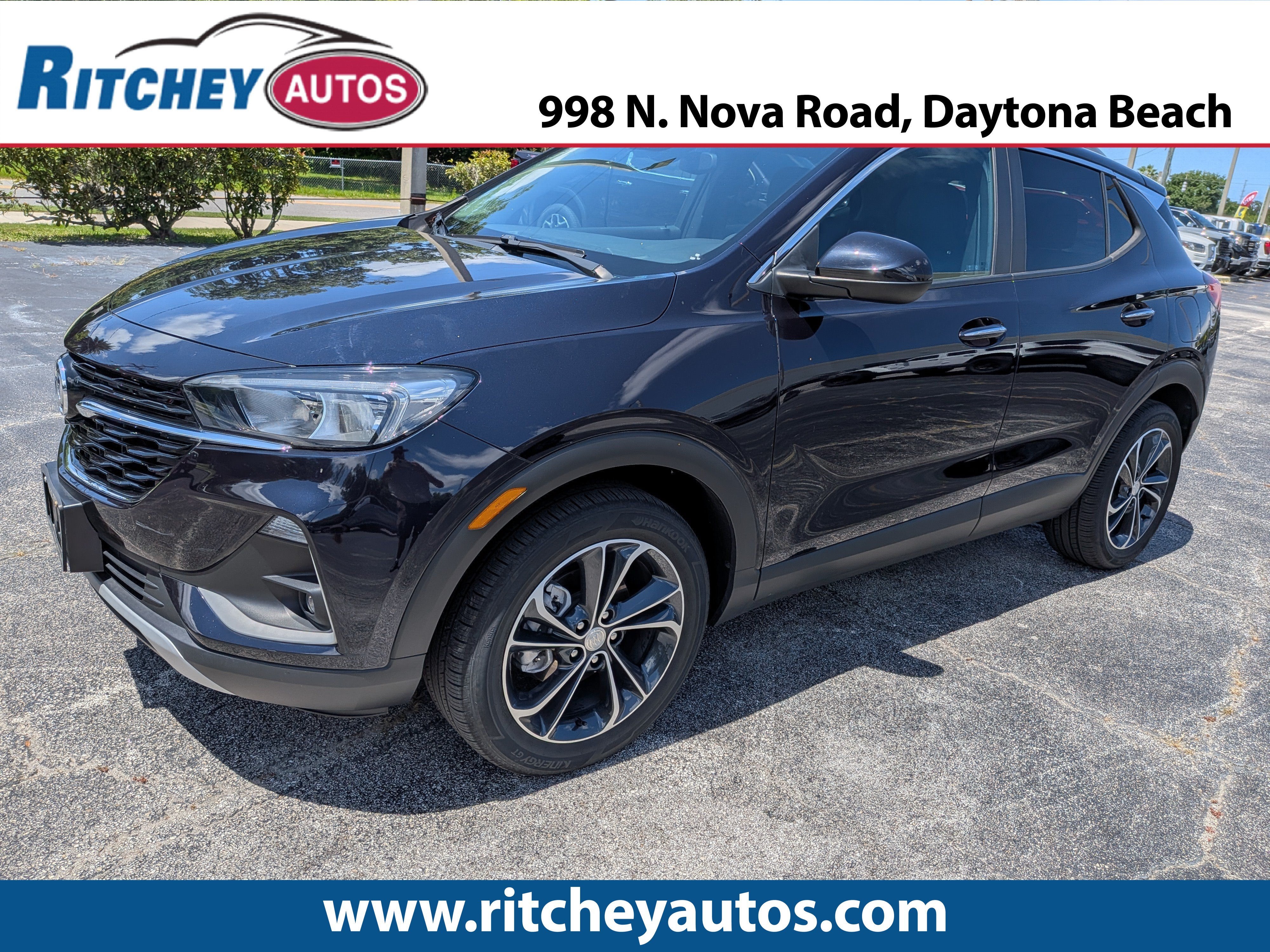 2021 Buick Encore GX Select in Dark Moon Blue Metallic — front three-quarter view